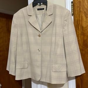 Valerie Stevens size 14 lined cream blazer with colored pin stripes.